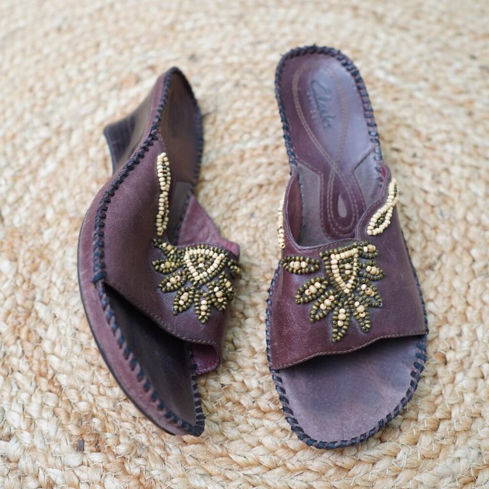Clarks Artisan Beaded Leather Mules Brown 8.5 Boho Y2K